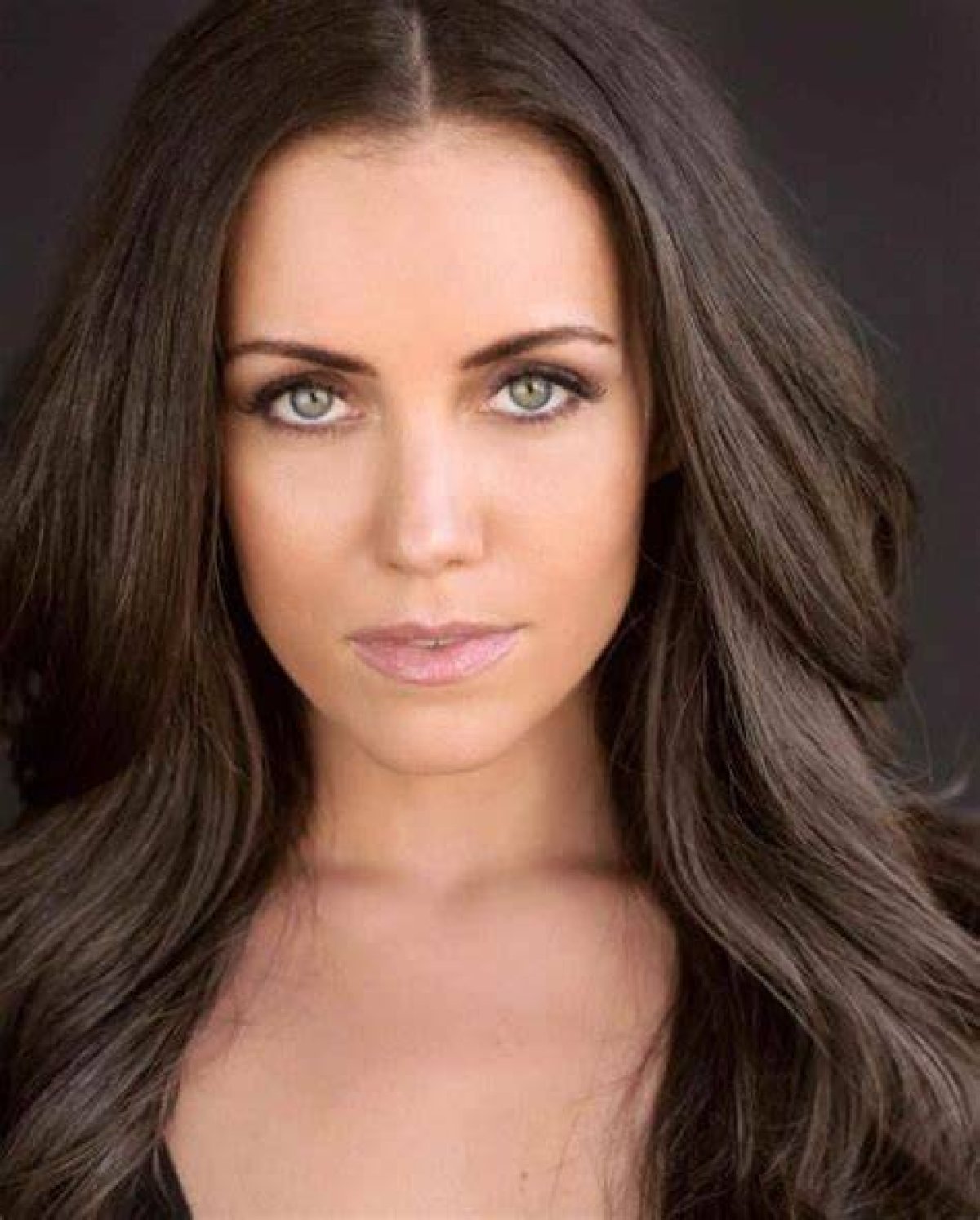Laura Mitchell Height, Weight, Net Worth, Age, Wiki, Who, Instagram, Biography